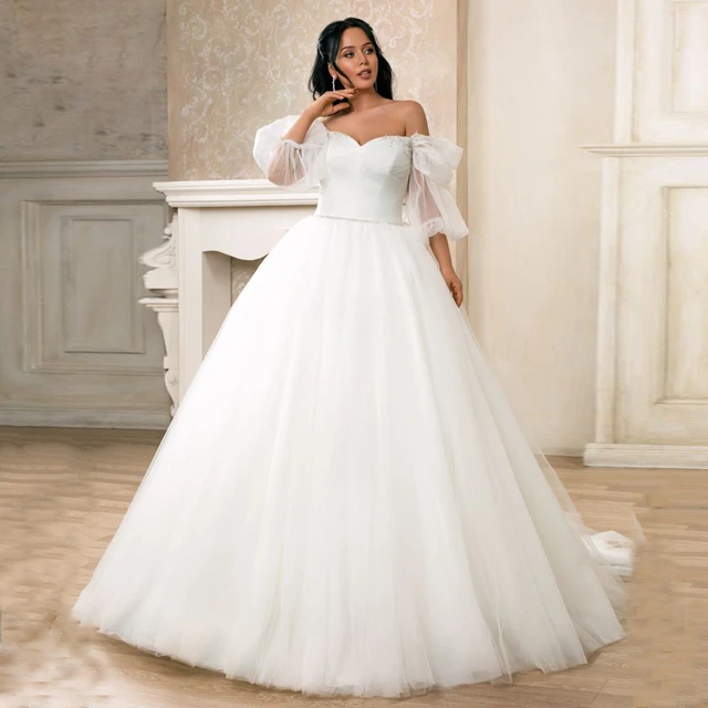 Luxurious fabrics in wedding dresses