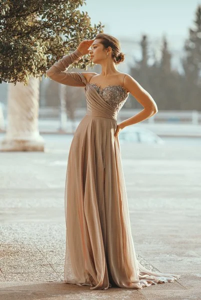 The influence of fashion on evening dress designs The influence of fashion on evening dress designs