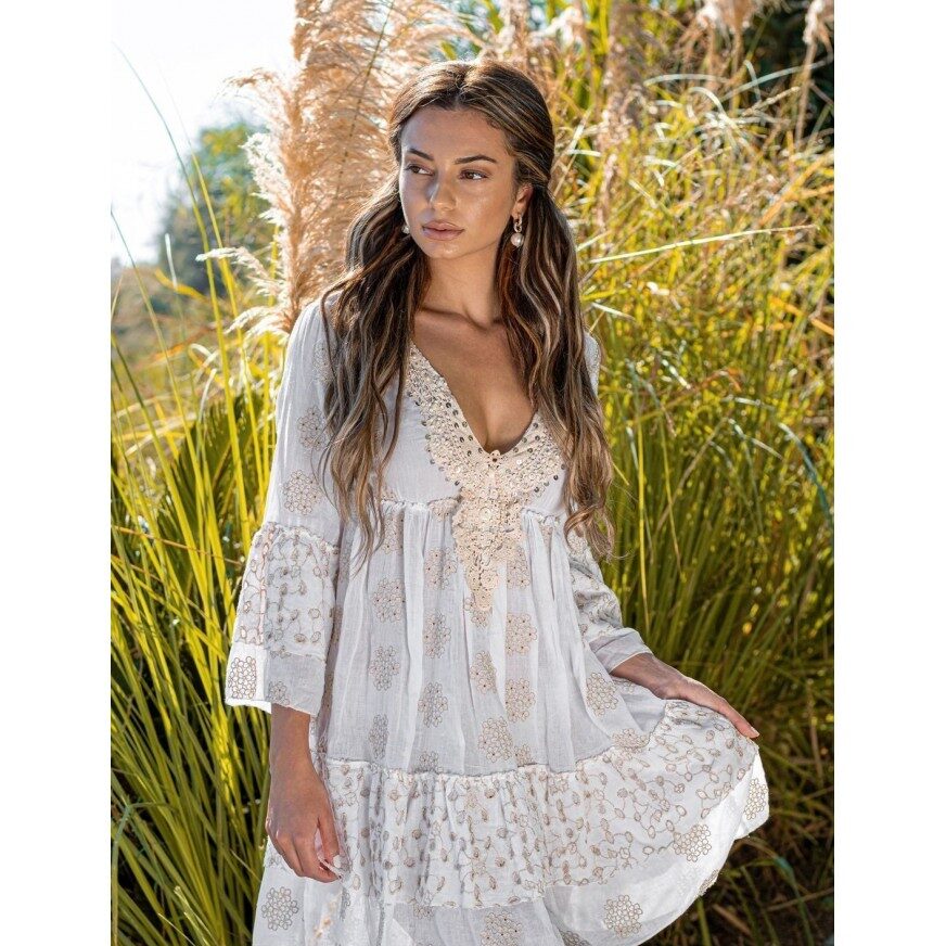 التطريز اليدوي